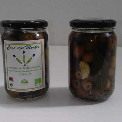 Azeitona verde descaro&ccedil;ada ervas arom&aacute;ticas com azeite aroma alho 180g